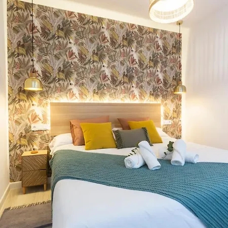 アパート Entrearcos カディス